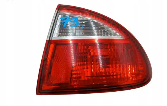 Seat Leon (1M) Tailgate rear/tail lights 1M6945258