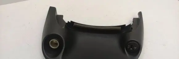Nissan Juke I F15 Other interior part 682521KZ0A 681PZ1KZ0