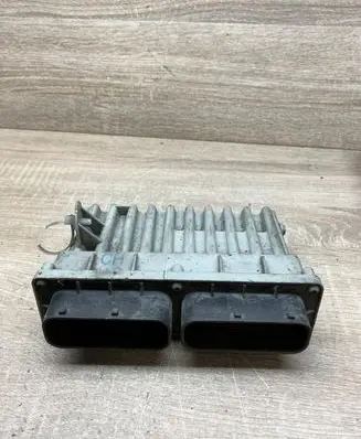 Opel Zafira A Fan control module 24410129 804024