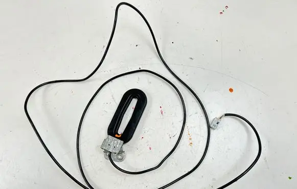 Mercedes-Benz SL R230 Keyless system antenna A2308200675