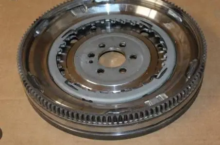 Audi Q2 - Flywheel 03L105266DN