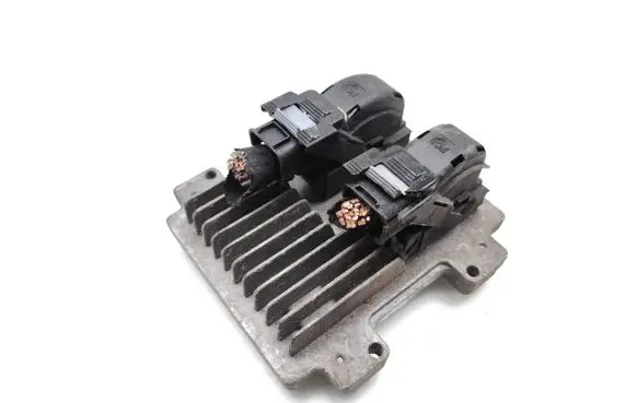Opel Corsa D Engine control unit/module 55577841