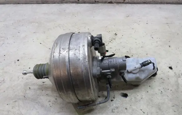 Opel Insignia B Brake booster KRIS235789