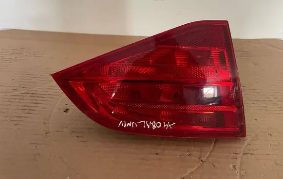 Audi A4 S4 B8 8K Tailgate rear/tail lights 8k9945093