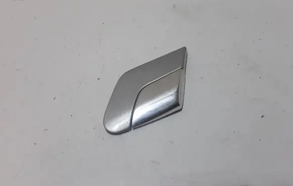 Volkswagen Phaeton Rear fender molding trim 3D0853981
