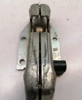 Renault Master II Rear door check strap stopper 454B