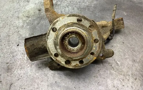Opel Zafira B Rear wheel hub