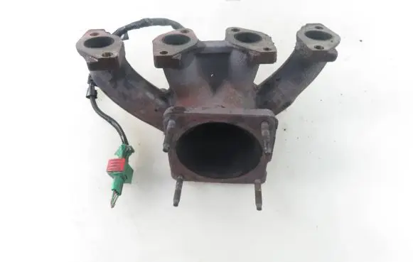 Citroen C3 Exhaust manifold 9636952310