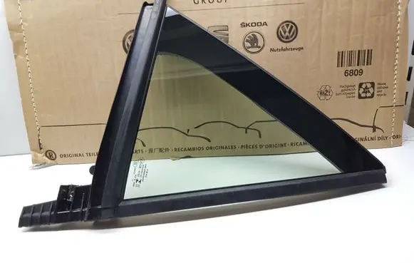 Volkswagen ID.3 Front triangle window/glass 10A845214F nr8068