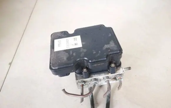 Mercedes-Benz B W246 W242 ABS Pump a0084319212