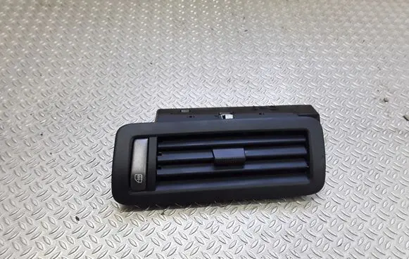 Volkswagen Phaeton Rear air vent grill 3D0819201C