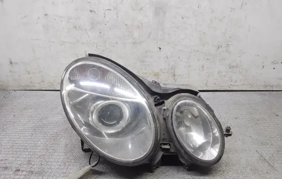 Mercedes-Benz E W211 Headlight/headlamp 15436001