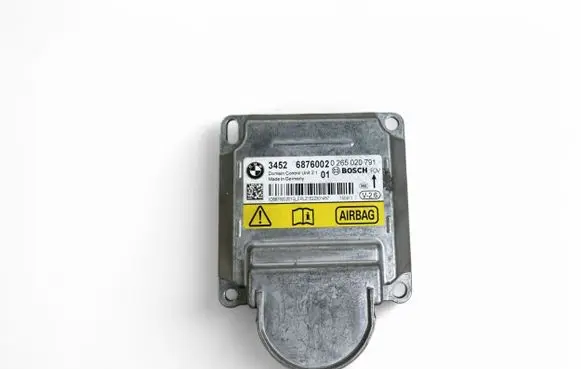 BMW X4 F26 Airbag control unit/module 6876002