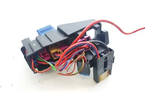 Audi A4 S4 B6 8E 8H Fuse box set 8E1937503A