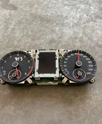 Volkswagen PASSAT B8 Speedometer (instrument cluster) A2C5 3219792