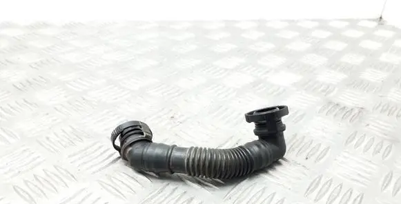 Volkswagen Tiguan Breather hose/pipe 03L103493