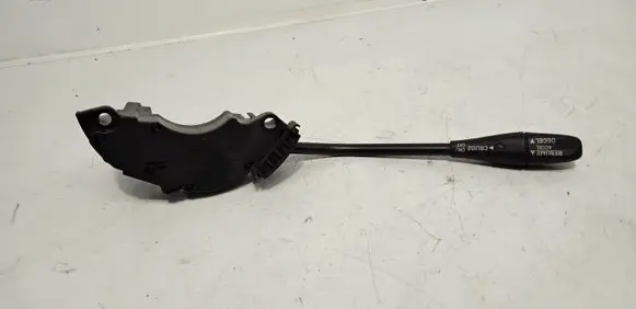 Chrysler 300 - 300C Cruise control stalk A68003510AA 01311600