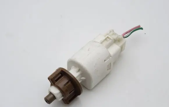 Toyota Yaris Brake pedal sensor switch