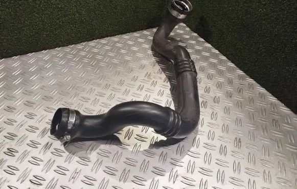 Intercooler hose/pipe