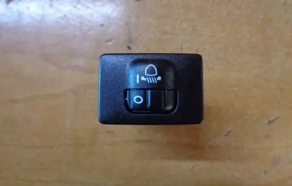 Toyota Aygo AB40 Headlight level height control switch 841520D090