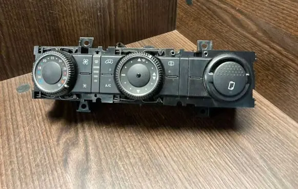 Mercedes-Benz Sprinter W906 Climate control unit 9068301785KZ 5HB00901208
