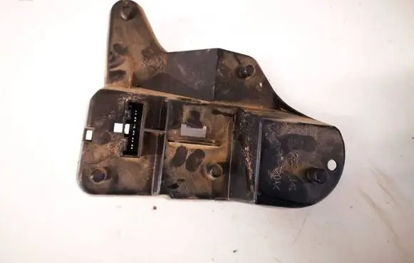 Rover 75 Tail light bulb cover holder 263141