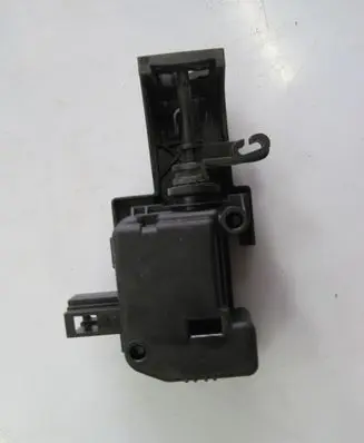 Mercedes-Benz E A207 Fuel tank cap lock A2048200072