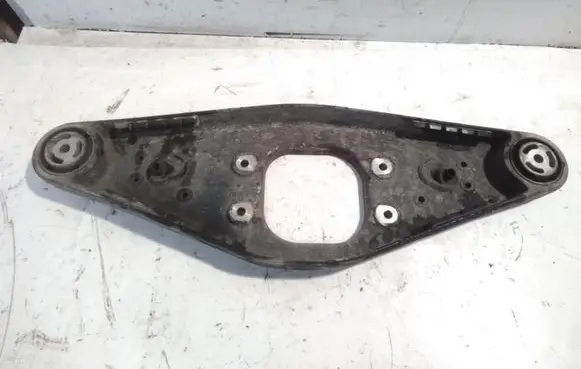 Mercedes-Benz CLS C219 Rear differential/diff mount bracket A2303521806