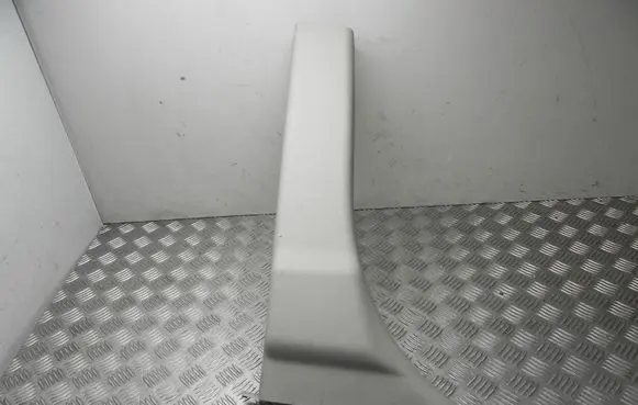 (B) pillar trim (bottom)
