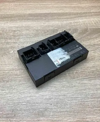 Volkswagen Golf V Comfort/convenience module 1K0959433T 5DK008583