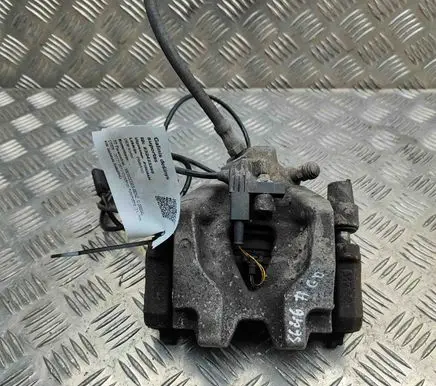 Mercedes-Benz C W204 Rear brake caliper A2044230481