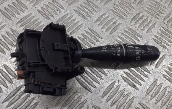 Toyota RAV 4 (XA20) Wiper control stalk 173647