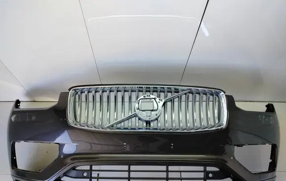 Volvo XC90 Front bumper 31690641