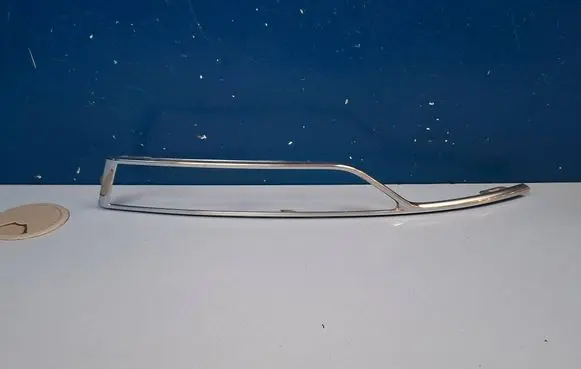 Skoda Octavia Mk4 Front bumper splitter molding 5E3853767
