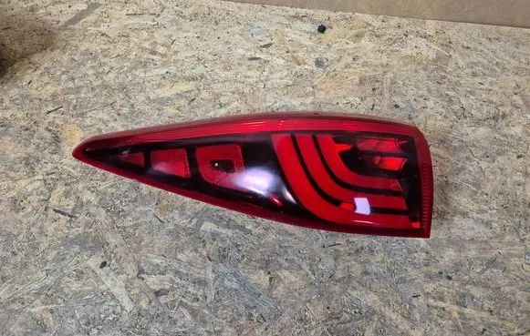 KIA Sportage Rear/tail lights 92400F11