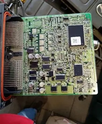 Mazda 3 I Engine control unit/module 