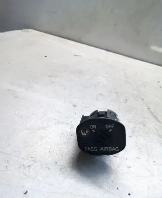 Volvo XC90 Passenger airbag on/off switch 30658737
