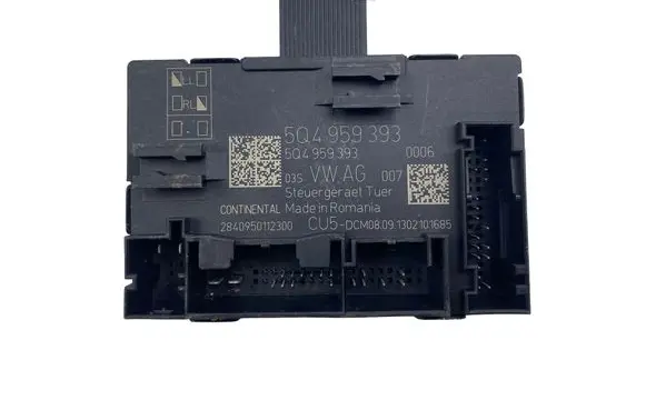 Volkswagen Tiguan Other control units/modules 5Q4959393