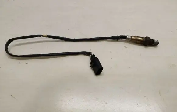 Volkswagen Touareg II Lambda probe sensor 06E906262D 0258010197