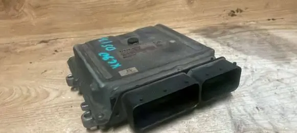 Volvo XC90 Engine control unit/module 30729826A 0281012103