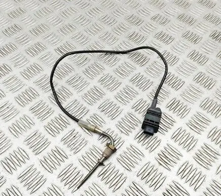 Mercedes-Benz A W177 Oil temperature sensor A0009051610