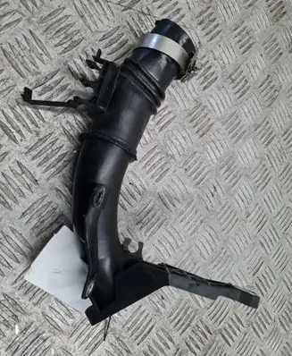 Volvo V40 Air intake hose/pipe