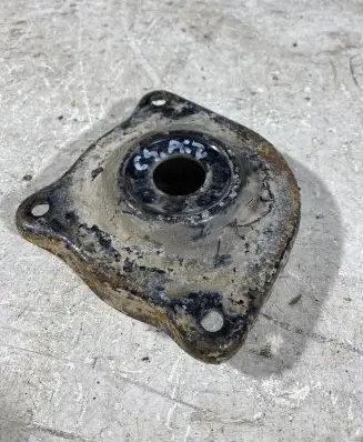 Audi A6 S6 C4 4A Rear coil spring rubber mount 