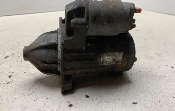 Hyundai i30 Starter motor M000T32571ZE 9923 361002R200