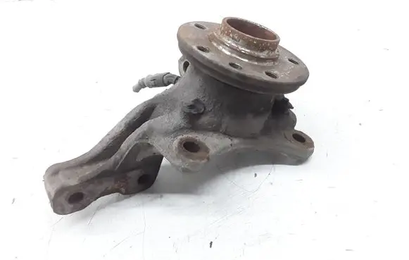 Volkswagen Multivan T5 Front wheel hub spindle knuckle