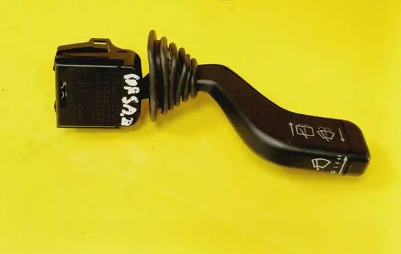 Opel Corsa B Wiper control stalk 90124931