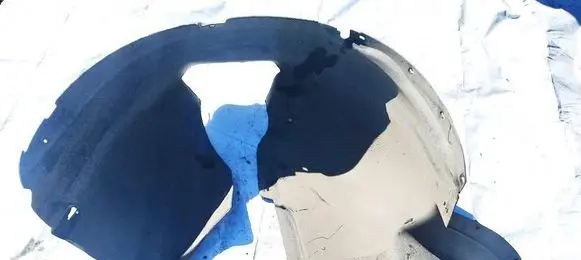 Seat Leon (1P) Front wheel arch liner splash guards 1P0809958