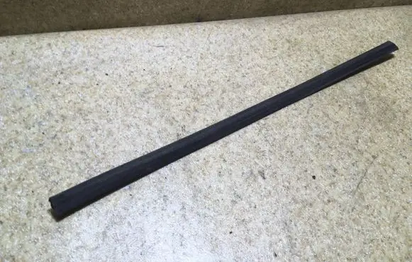 Mercedes-Benz E W124 Rubber seal rear door 