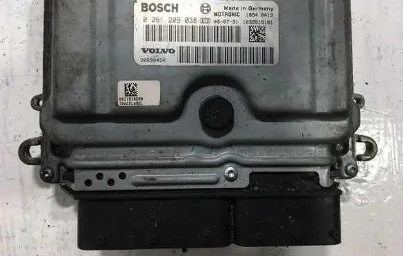 Volvo S60 Engine control unit/module 30650454 0261209038