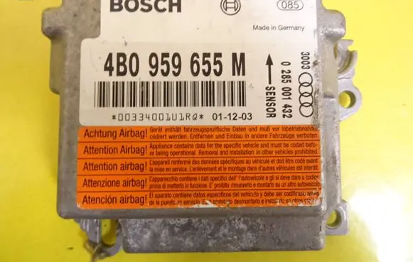 Audi A6 S6 C5 4B Airbag control unit/module 4B0959655M 0285001432